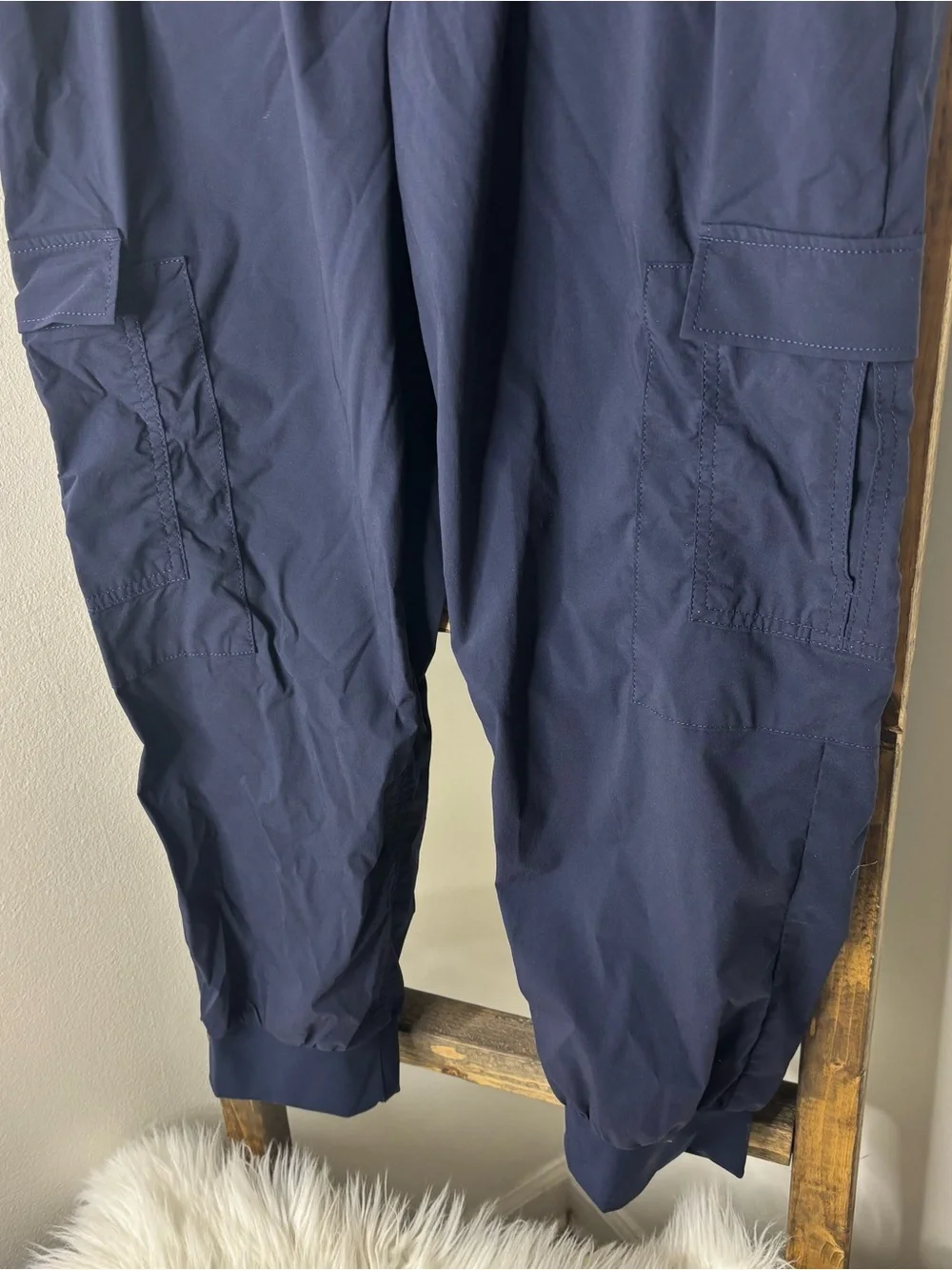 Anatomie Dark Navy Cargo Joggers Size L